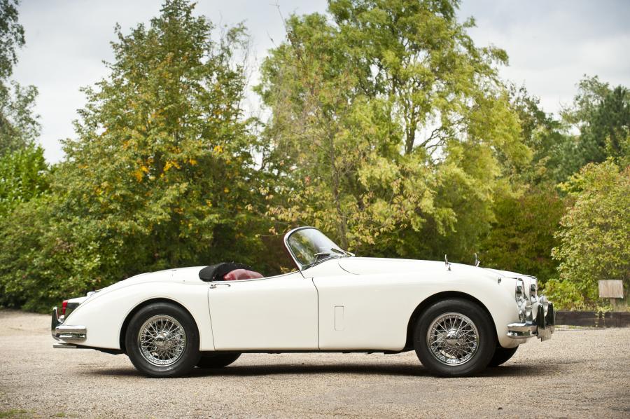  Jaguar XK150 3.8 Roadster 1960 года  (фото 2 из 15)